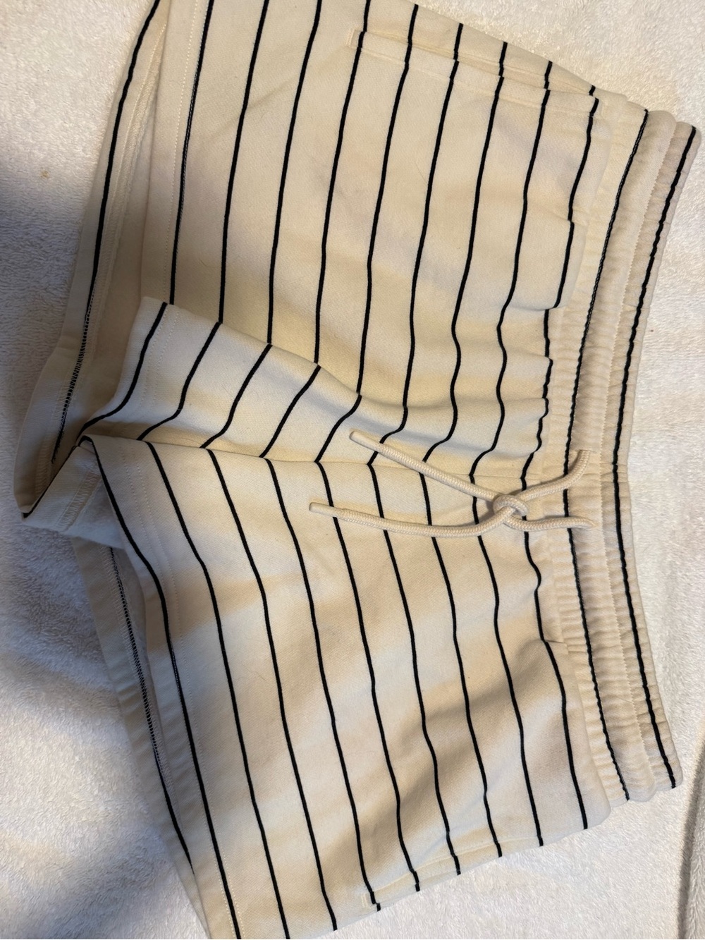 Universal Thread Cream and Black Cozy Sweatshirt